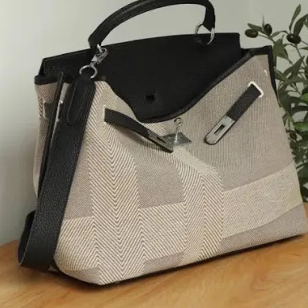 Kelly style bag